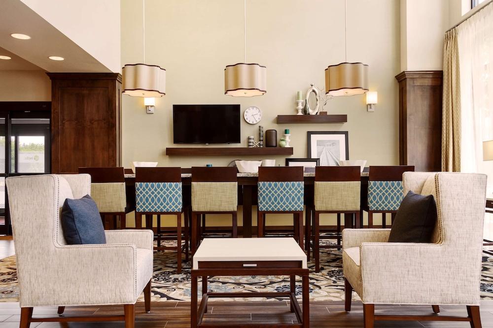 Hampton Inn & Suites Portland/Hillsboro-Evergreen Park Eksteriør billede